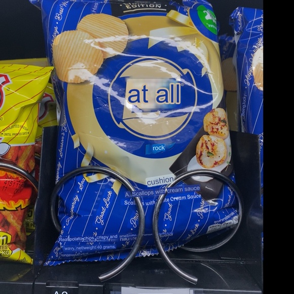 Meet your Posher, Theresa - Picture 2 of 2